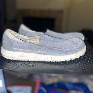 Hey Dude Mens Thad Sox Sharkskin Slip-On Shoes Gray Canvas Moc Toe Casual 8